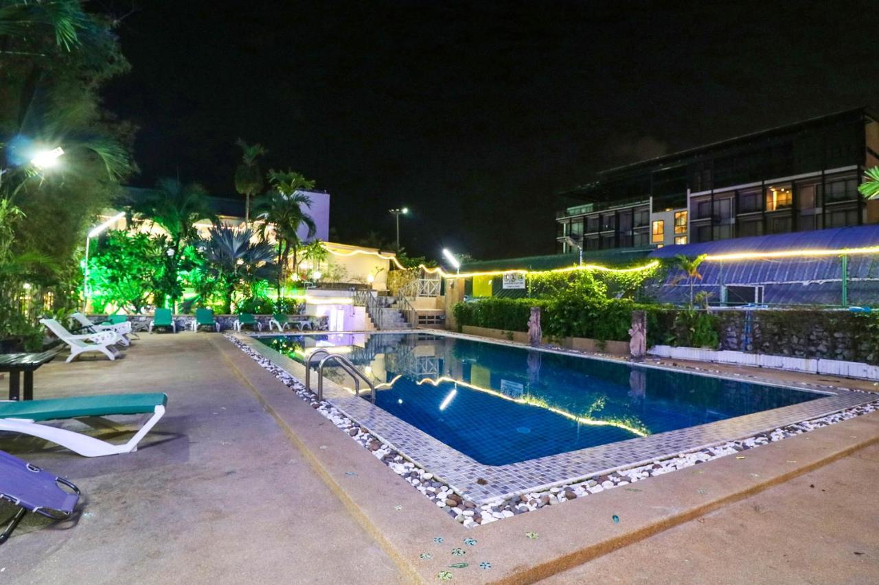 Natural Beach Hotel Pattaya Exterior foto